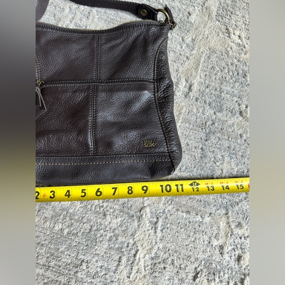 The Sak Iris Crossbody Bag Brown Adjustable Pebbled Leather Casual Minimalist - Picture 11 of 11
